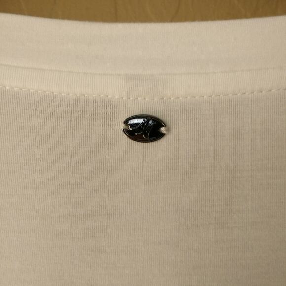 Melissa McCarthy Seven7 Graphic Tee - Picture 7 of 8